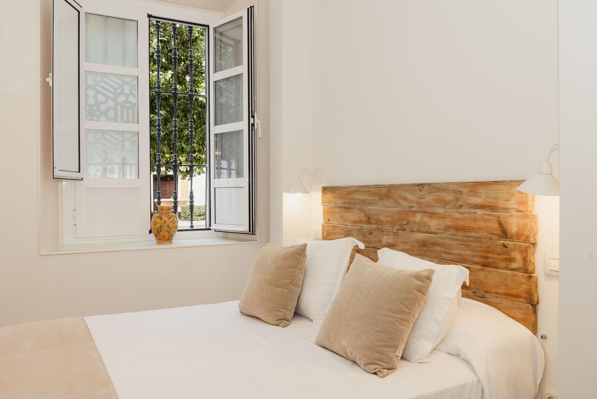 סביליה Hotel Boutique Elvira Plaza מראה חיצוני תמונה