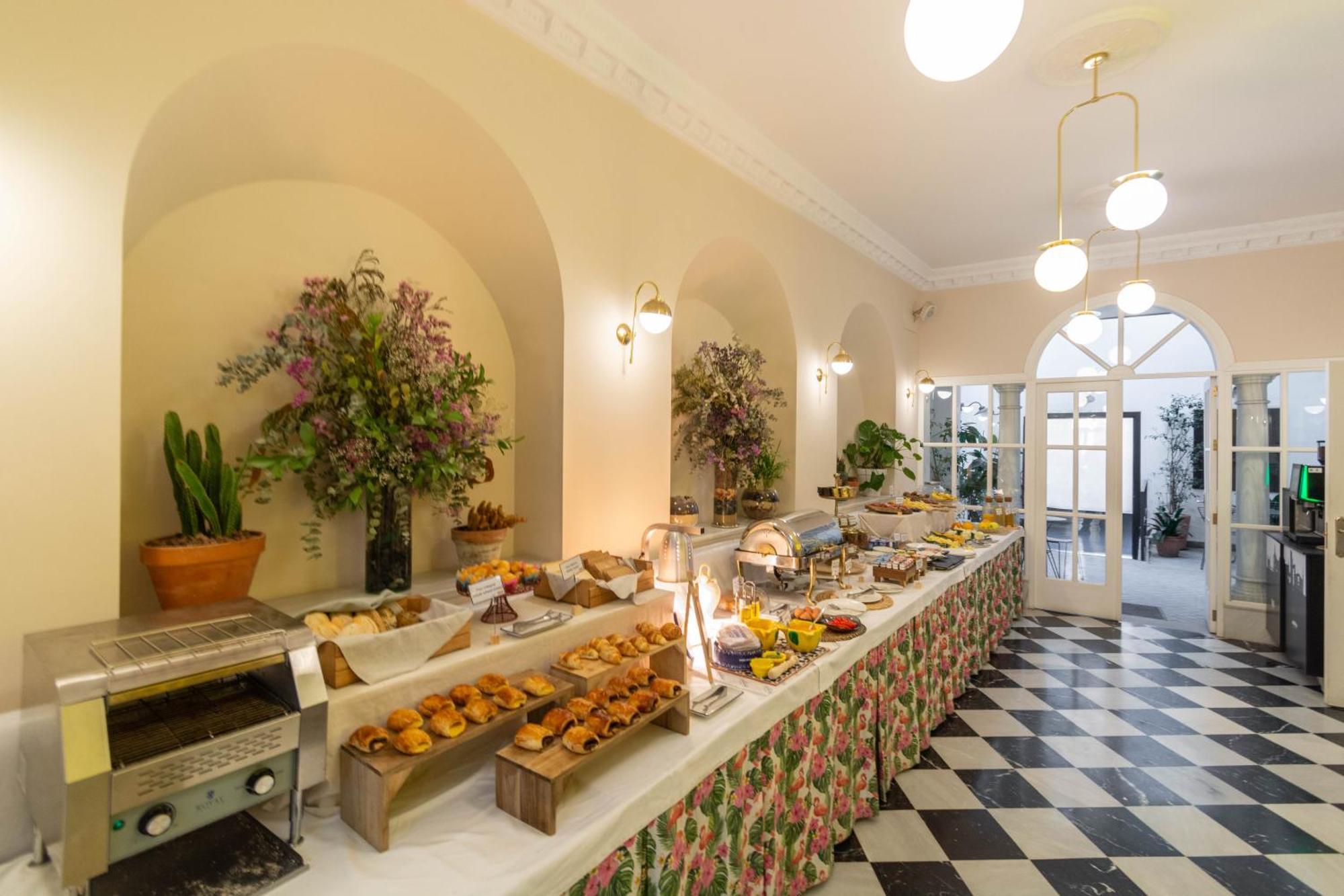סביליה Hotel Boutique Elvira Plaza מראה חיצוני תמונה